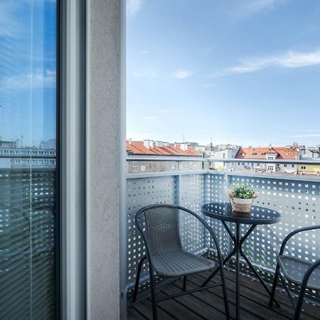 Business & Family Ambiente Apartments Pozsony Kültér fotó