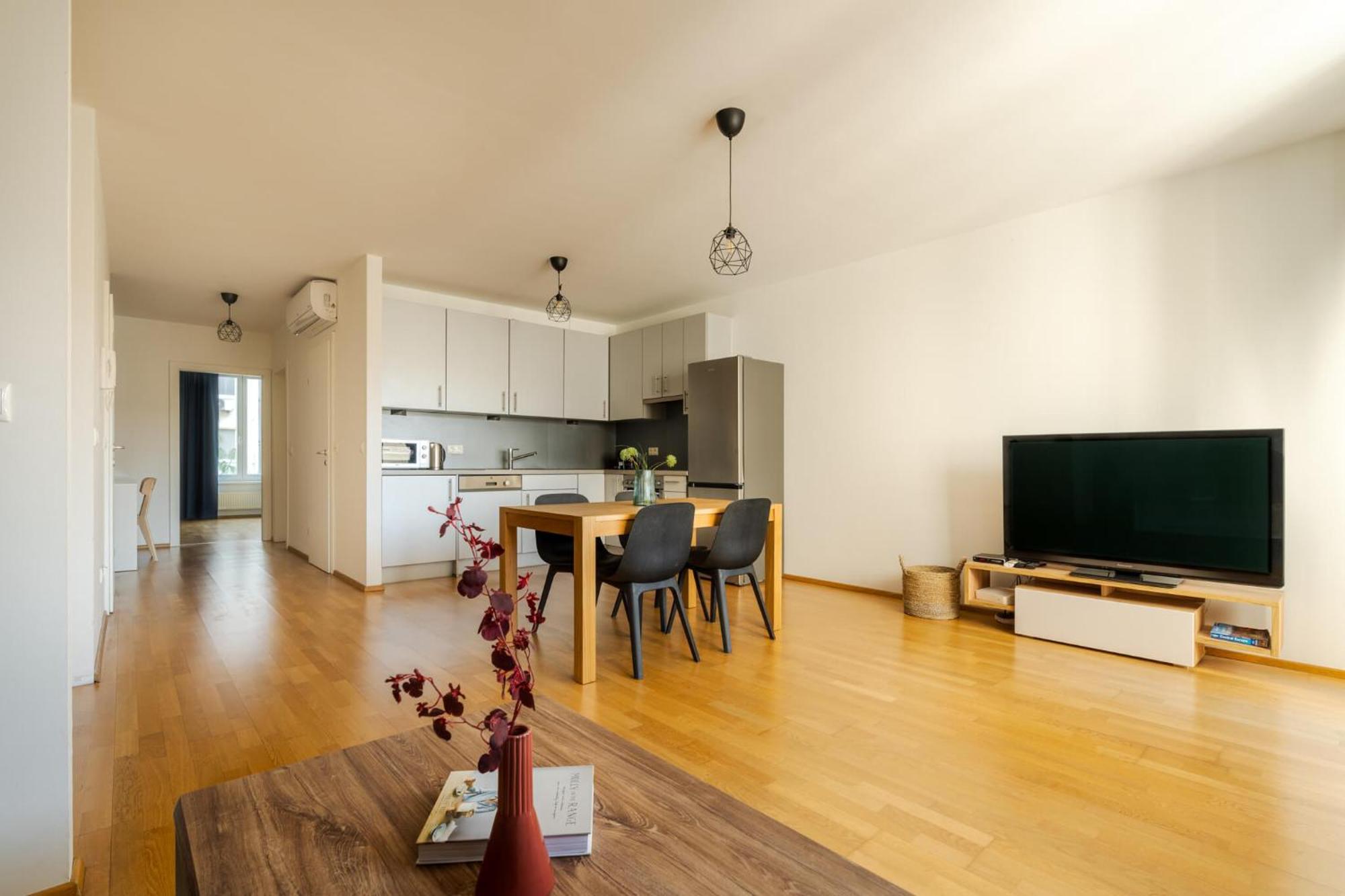 Business & Family Ambiente Apartments Pozsony Kültér fotó