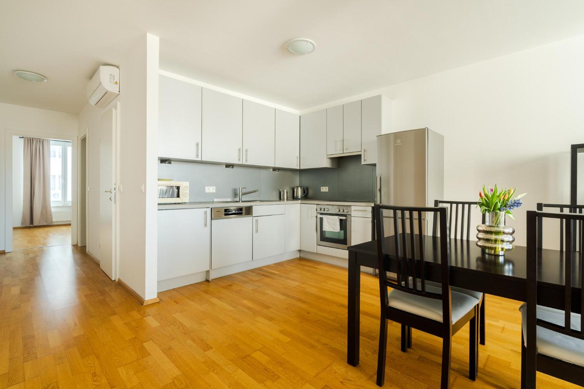 Business & Family Ambiente Apartments Pozsony Kültér fotó