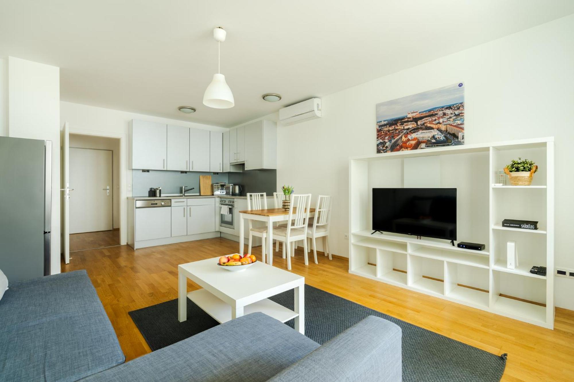 Business & Family Ambiente Apartments Pozsony Kültér fotó