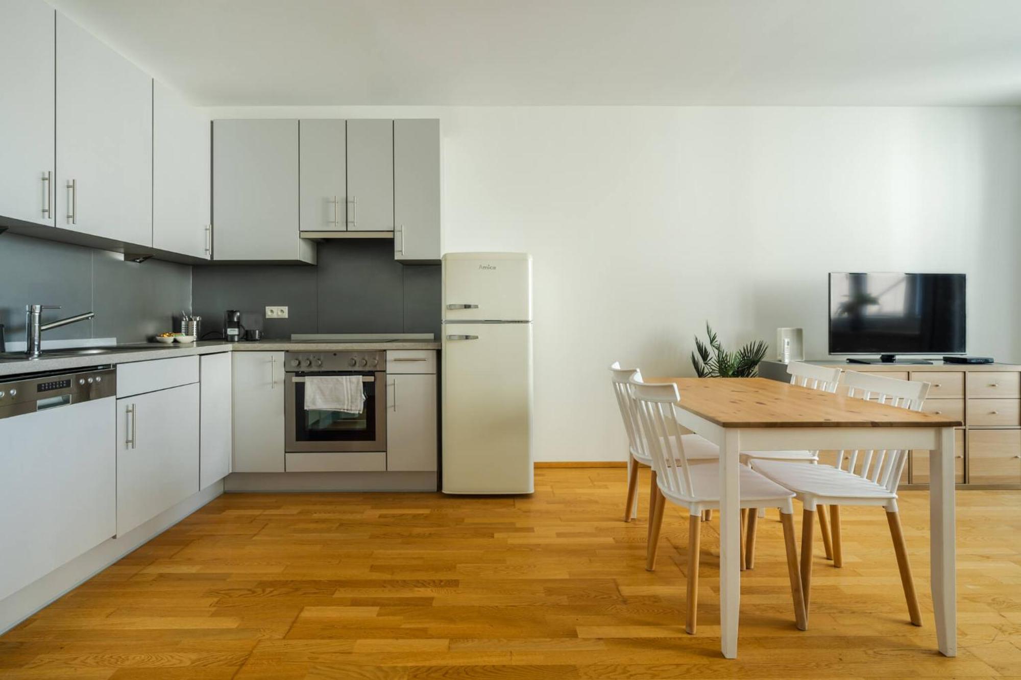 Business & Family Ambiente Apartments Pozsony Kültér fotó