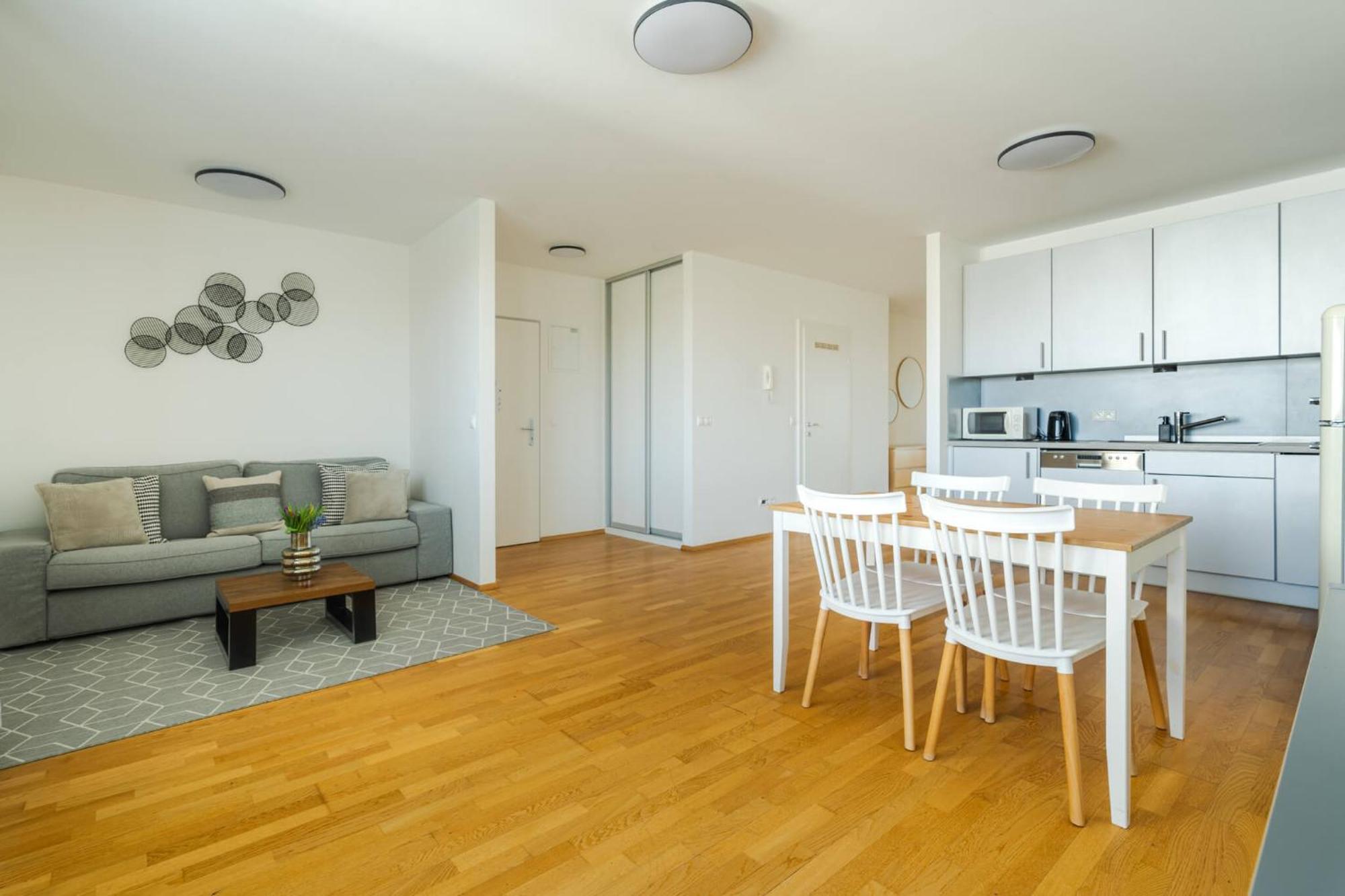Business & Family Ambiente Apartments Pozsony Kültér fotó